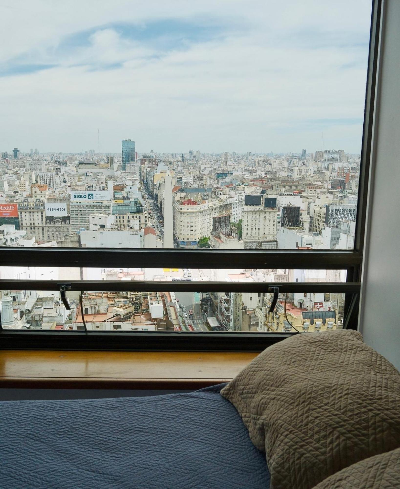 Que Mejor Vista Del Obelisco Piso A La Calle Corrientes بوينس آيرس المظهر الخارجي الصورة